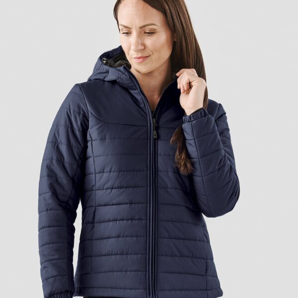 Women’s Nautilus quilted hooded jacket Thumbnail